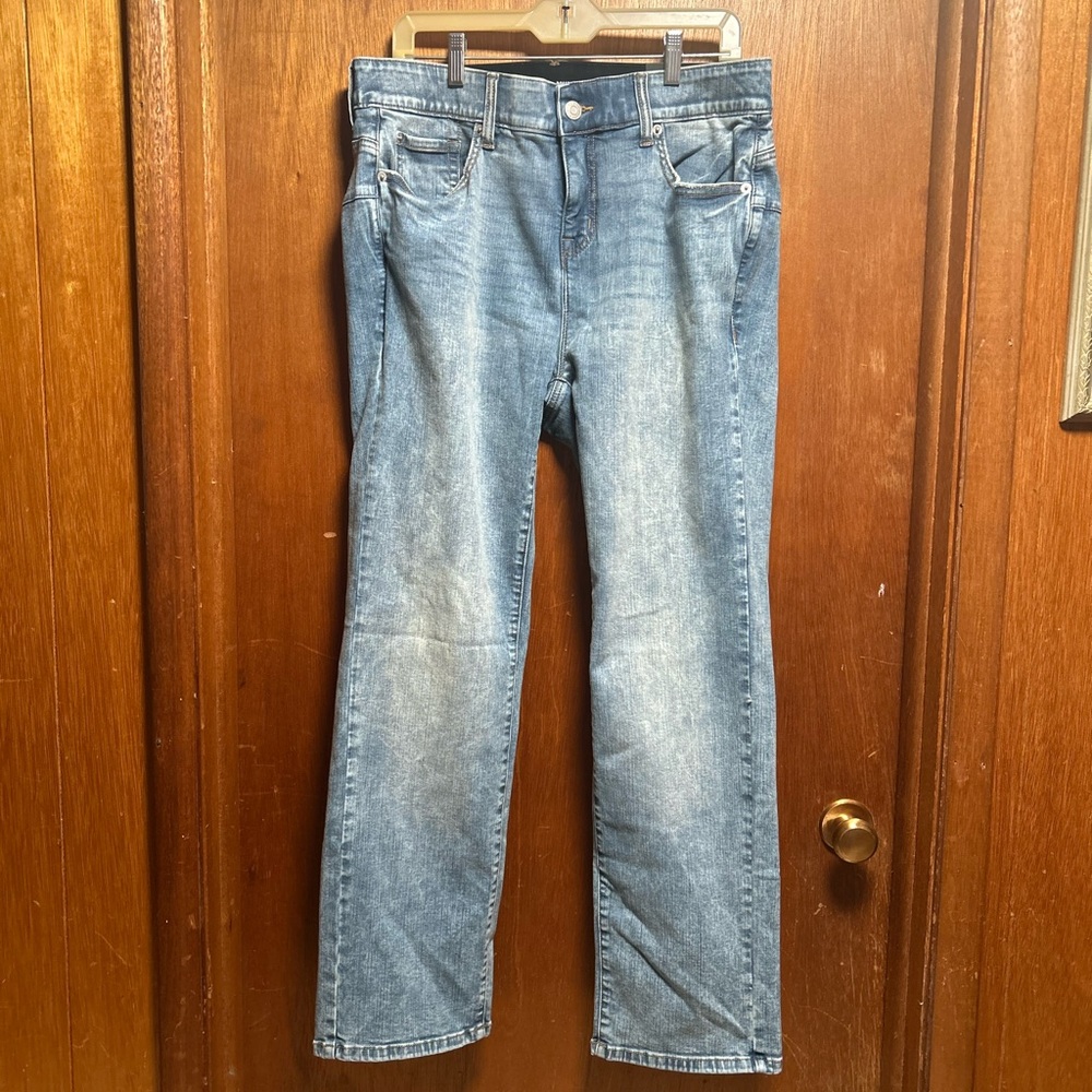 Torrid Blue Bombshell Jeans. Size 16R.